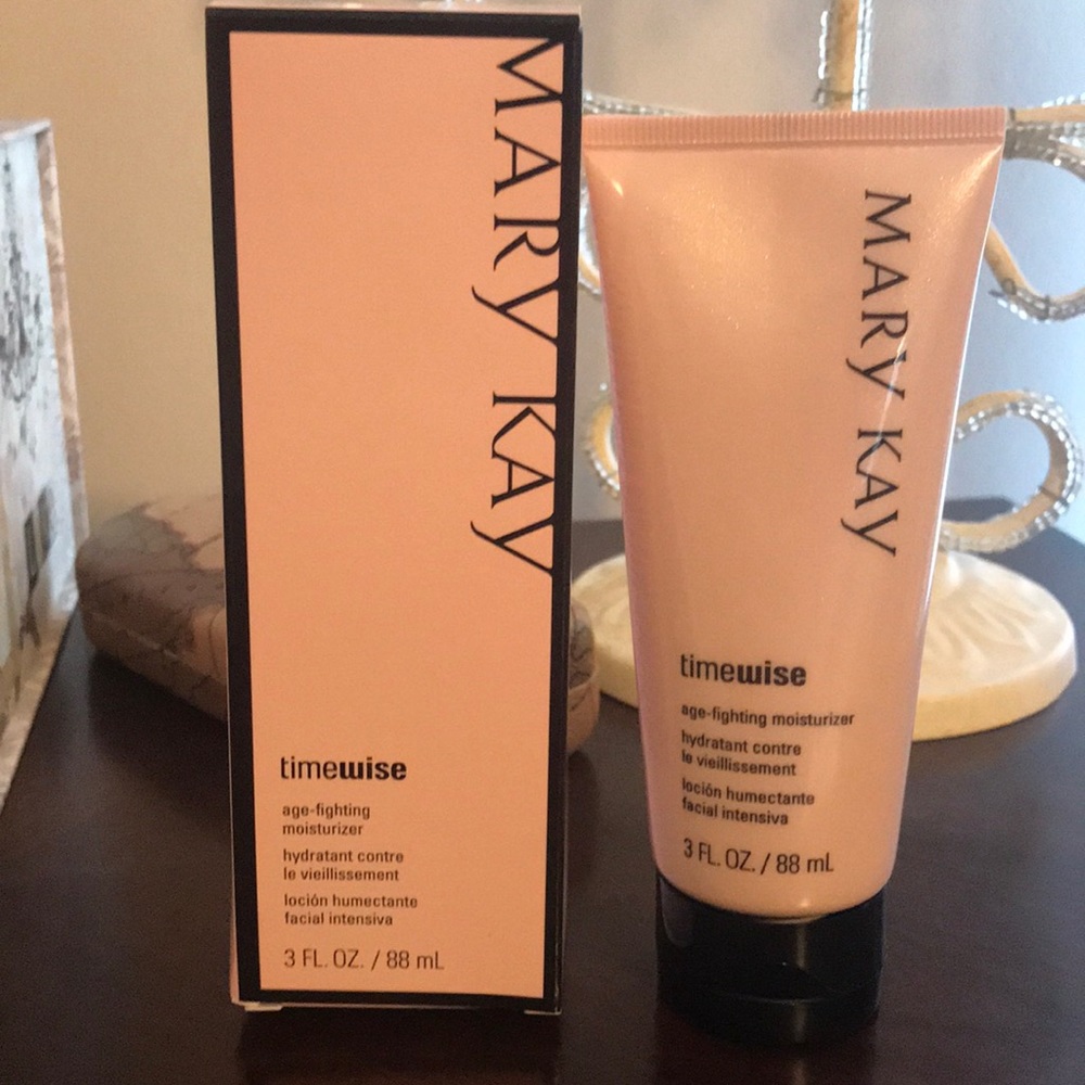 age fighting moisturizer for normal to dry skin